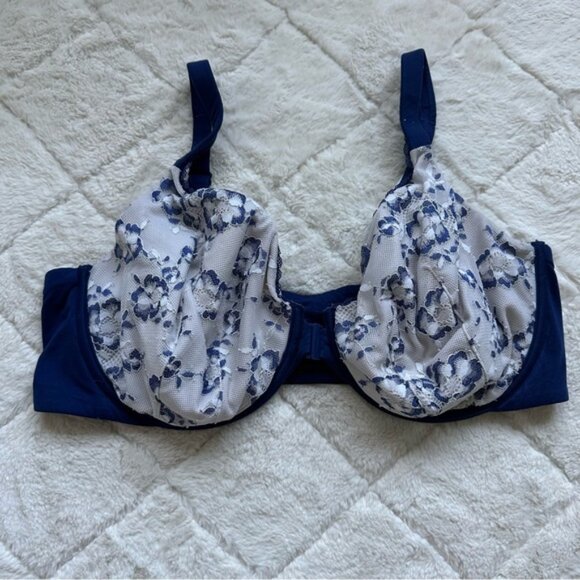 Victoria’s Secret | Navy & Cream Unlined Perfect Coverage | Size 40DD - Picture 2 of 8